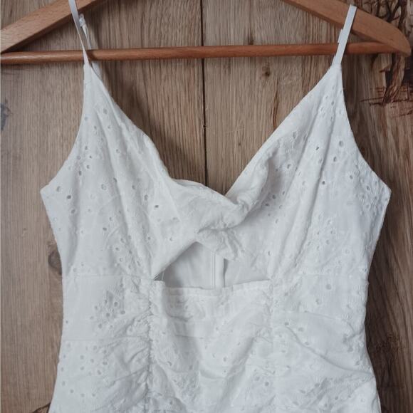 Shein Coquette White Eyelet Cut Out Twist Front Ruche Mini Dress Size 4 - Picture 2 of 10